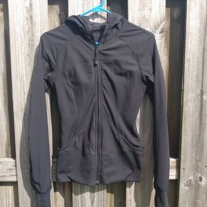 Lululemon size 6 black jacket